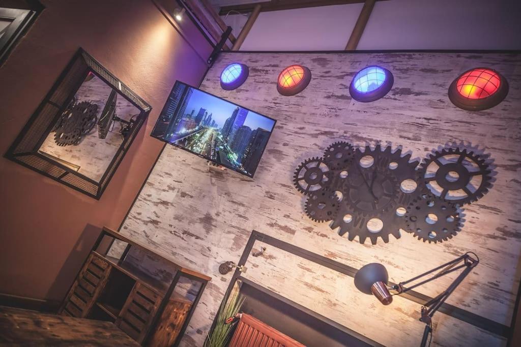 Einzigartige Ferienwohnung Bunt Wie Берлин Экстерьер фото